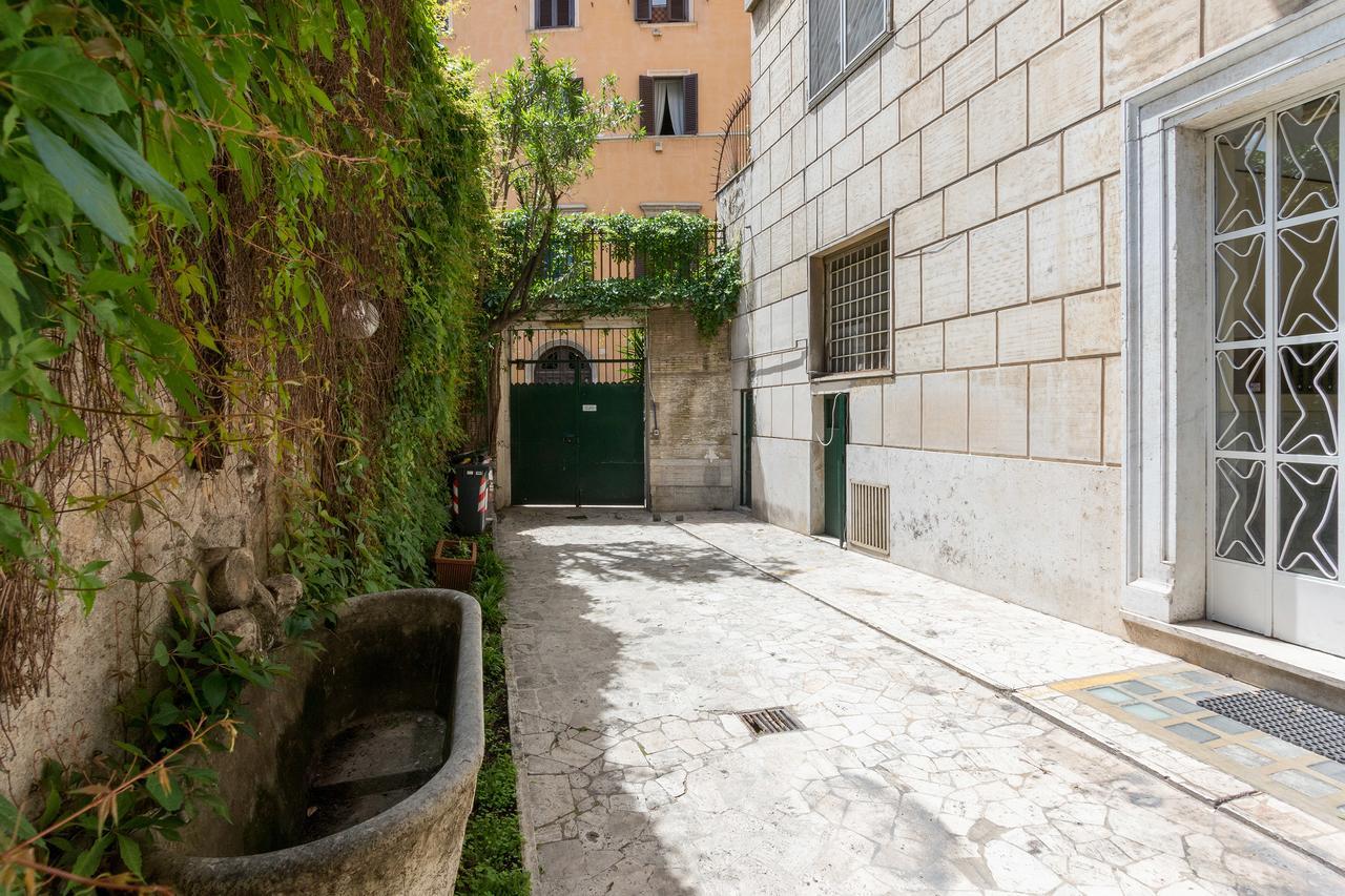 Rome As You Feel - Pellegrino Luxury Apartment With Balcony Eksteriør billede